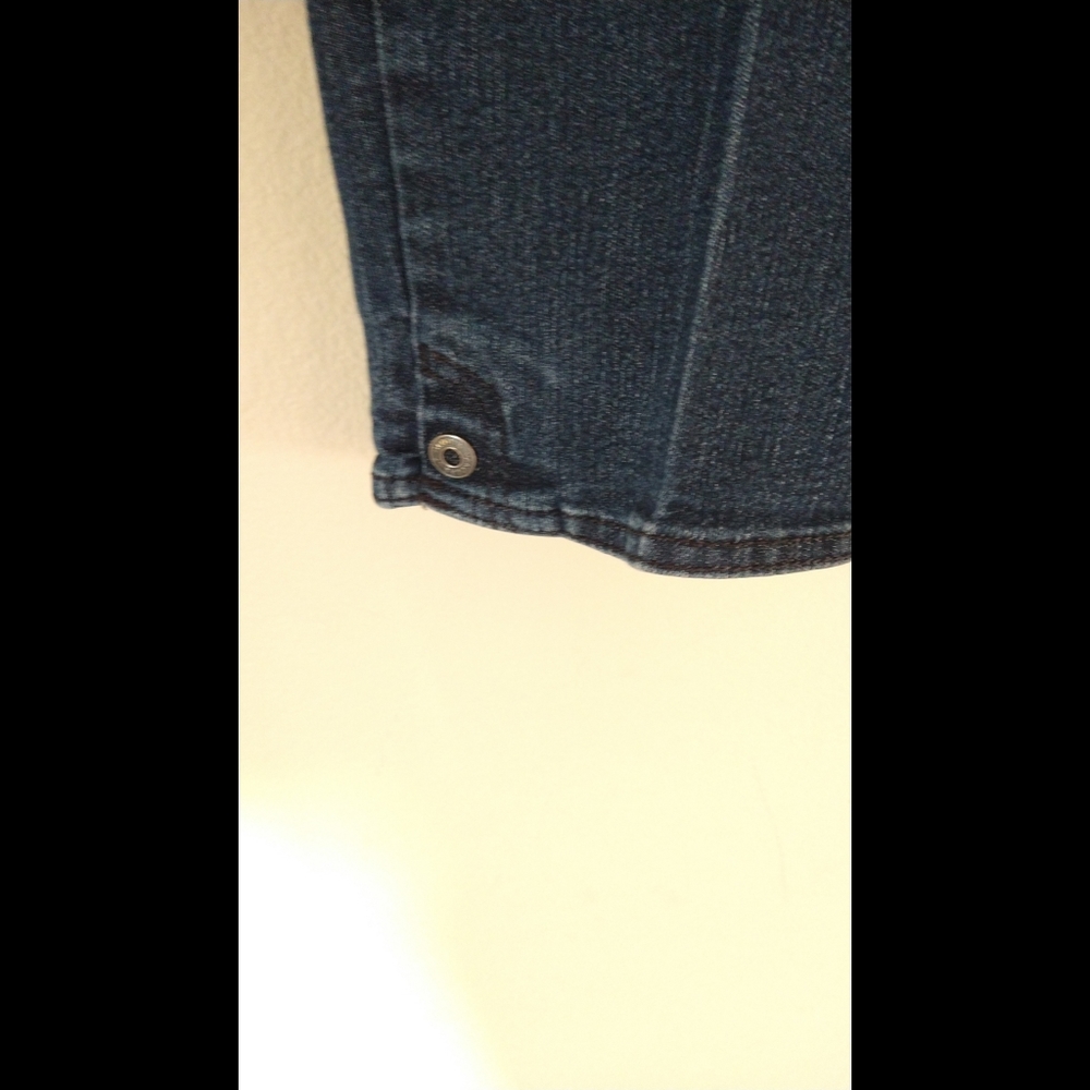 Gloria Vanderbilt Brianna Capri jeans for women 12p studded embellished - Picture 3 of 7